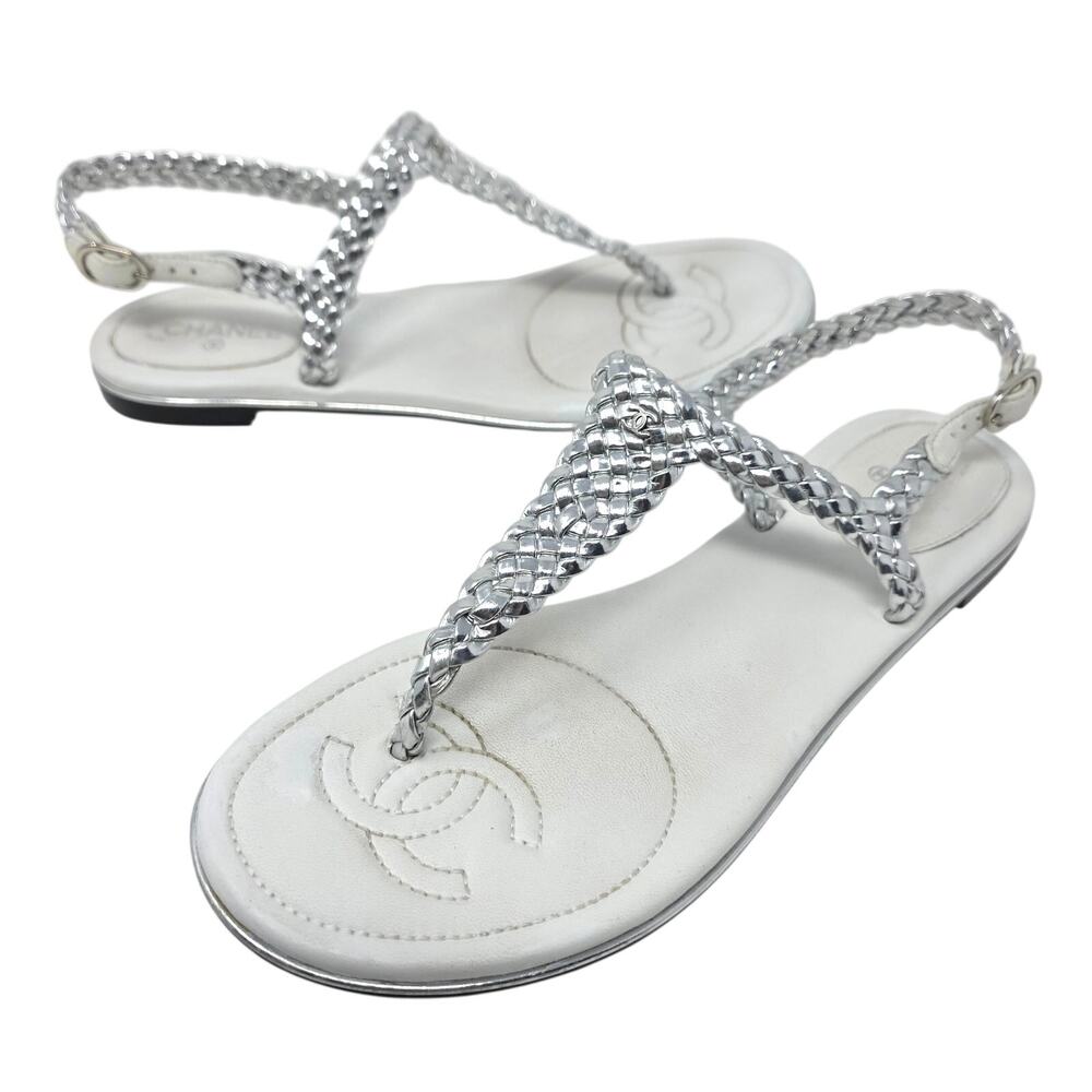 Chanel Thong Silver Leather Logo Sandals T Strap Day White 37.5 US 7